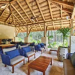 Exclusive&Luxury 2BR Apartment Private Plunge Pool&Balcony Amazing Amenities Lush Gardens
