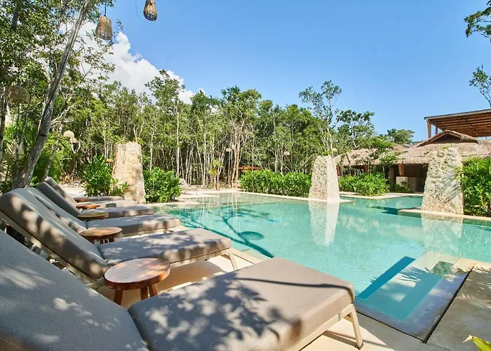 Exclusive&Luxury 2BR Apartment Private Plunge Pool&Balcony Amazing Amenities Lush Gardens